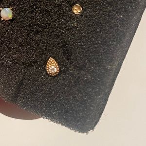 Gold Threadless with cz